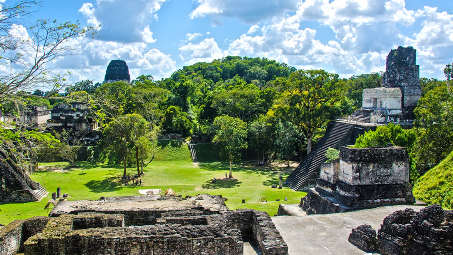 Tikal - Ruinen